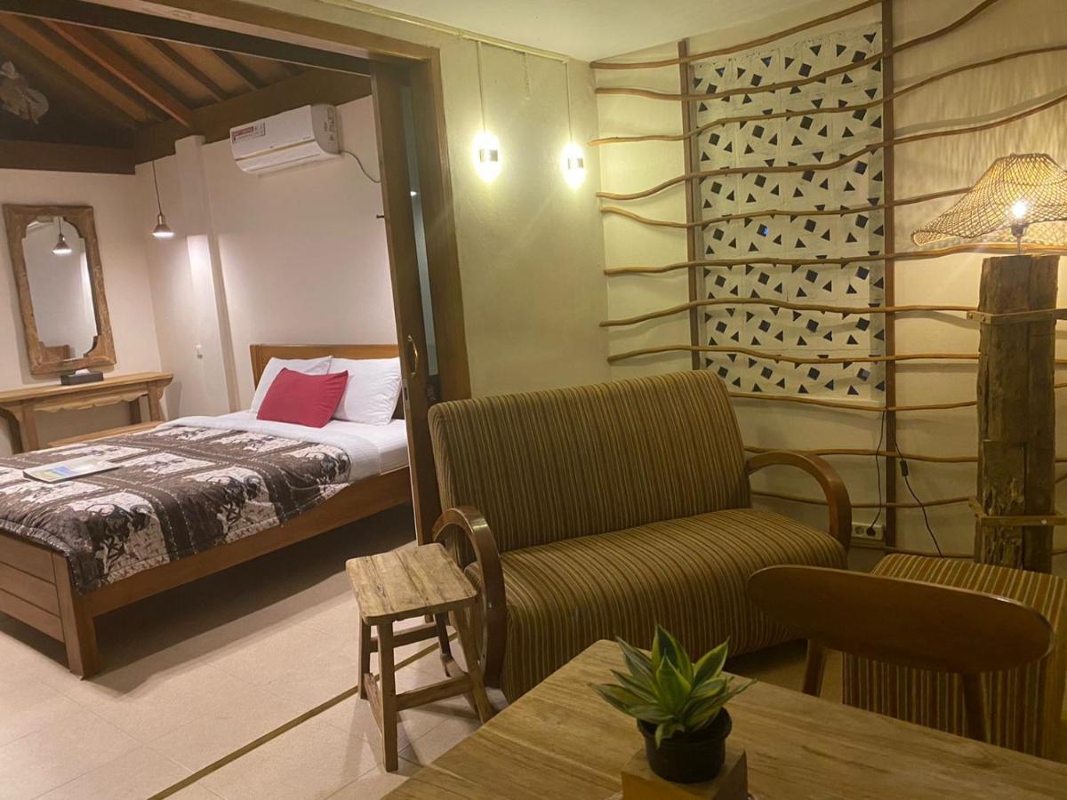 Alamanda Family Villas, Pool & Local Tours Jogyakarta Zewnętrze zdjęcie