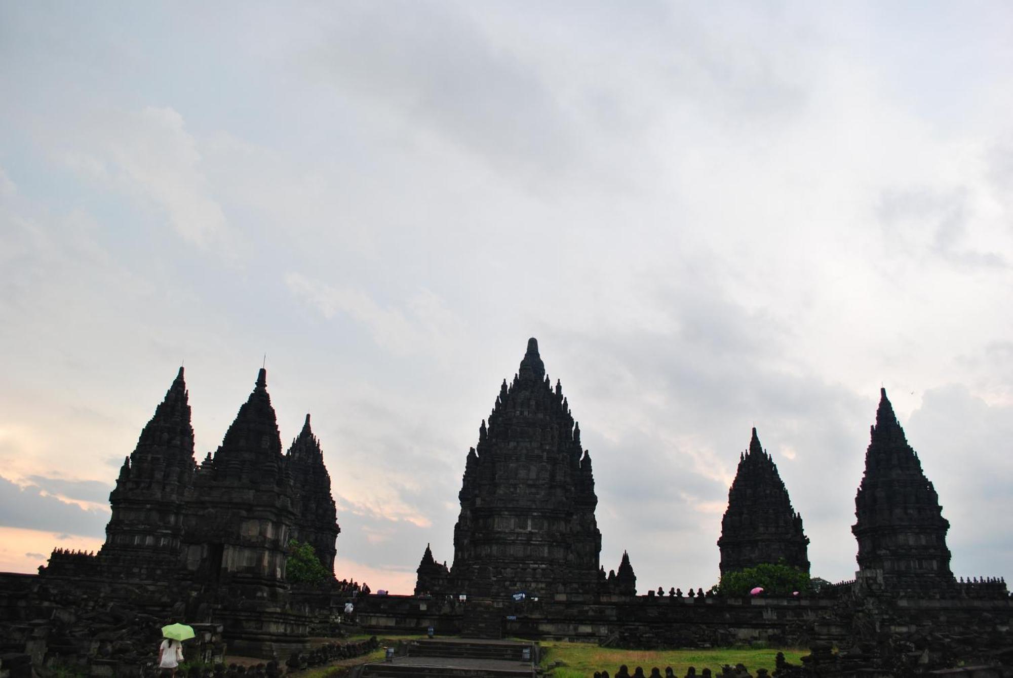 Alamanda Family Villas, Pool & Local Tours Jogyakarta Zewnętrze zdjęcie