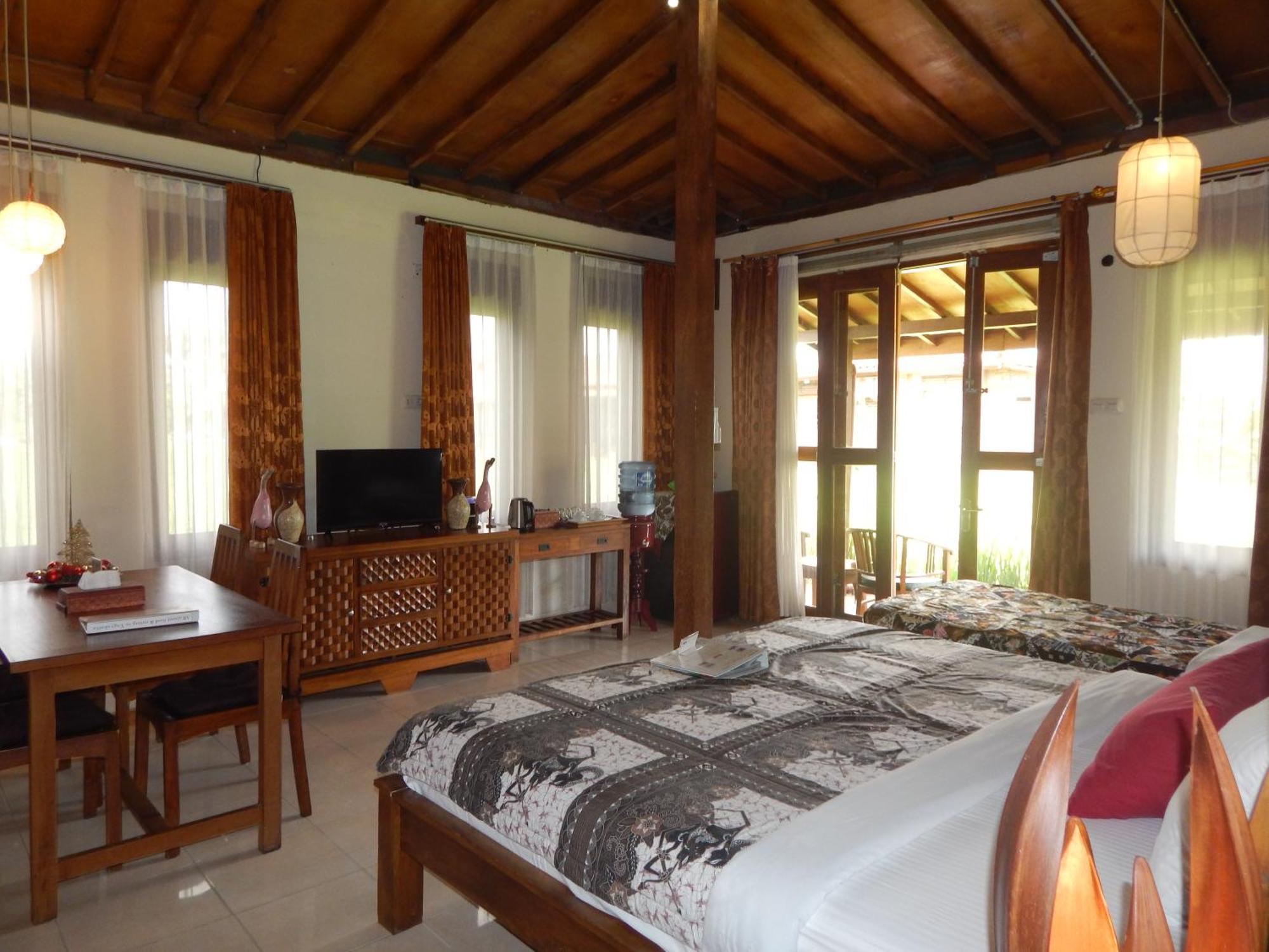 Alamanda Family Villas, Pool & Local Tours Jogyakarta Zewnętrze zdjęcie