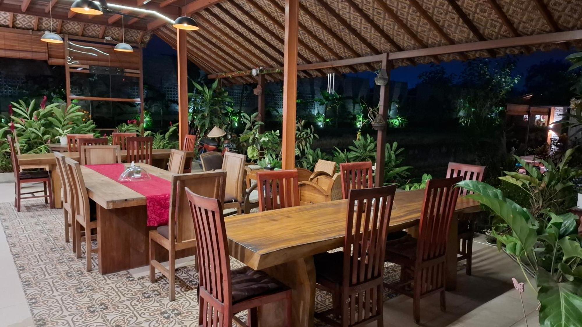 Alamanda Family Villas, Pool & Local Tours Jogyakarta Zewnętrze zdjęcie