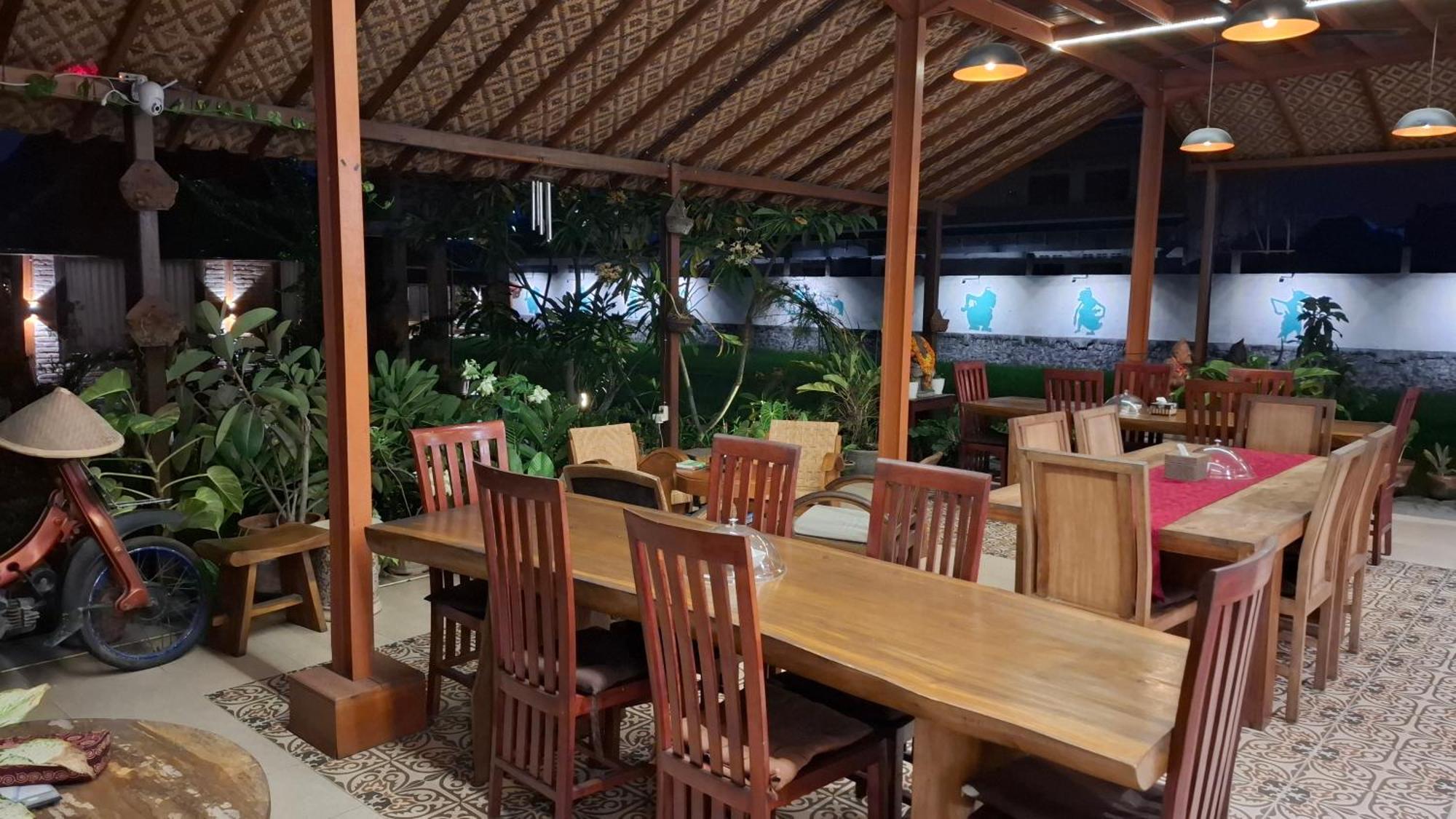 Alamanda Family Villas, Pool & Local Tours Jogyakarta Zewnętrze zdjęcie